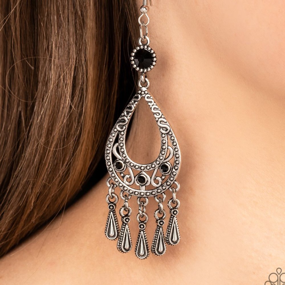 Viva la DIVA - Black Earrings